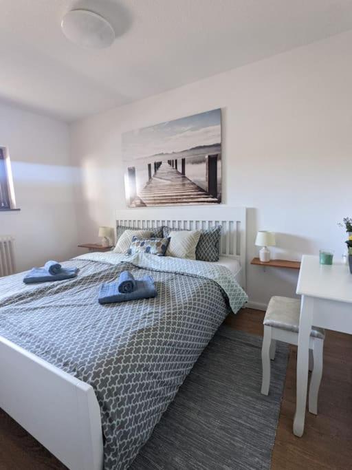 Ferienwohnung Fuer 4 Gaeste In 그로미츠 외부 사진